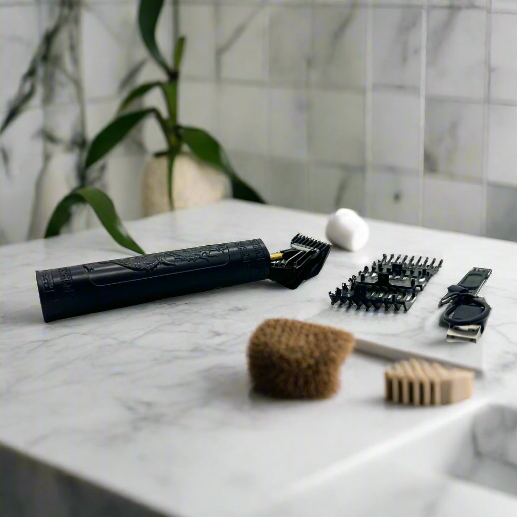Black Beard Trimmer With Dragon Design. Cuts 0.5-4mm with included Guards.
