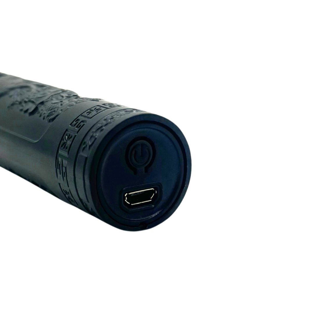 Black Beard Trimmer With Dragon Design. Cuts 0.5-4mm with included Guards.